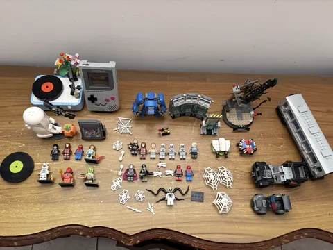 Lego Marvel And Nintendo +More  Minifigure Mixed Lot Cmf Tahu Bionicle Spiderman