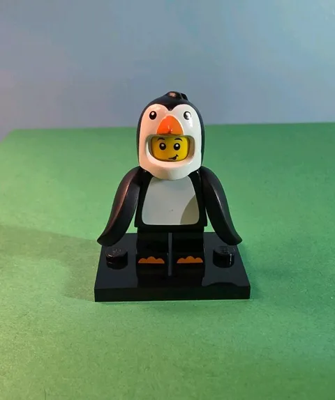 Lego penguin boy series 16 71013