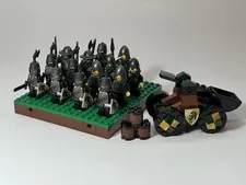 LEGO Castle Kingdoms Dragon Knight Lot of 14 Minifigs and Catapult