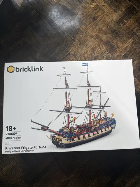 IN HAND - LEGO Privateer Frigate Fortuna 910059 BrickLink Designer Program