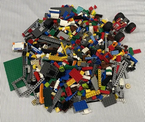 LEGO 4.5LB Bulk Lot Various Sets Bricks Pieces Animals City Used