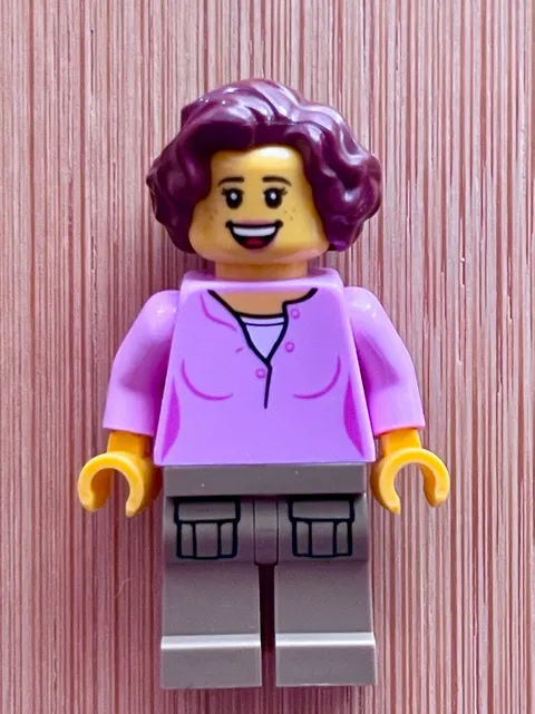 LEGO City Female Hiker Minifig No Pockets cty0910 genuine 60202 slightly used