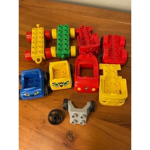 Lego Duplo Vehicle Car Truck Base Lot Red Yellow Blue Green Fire Cat 10 pc