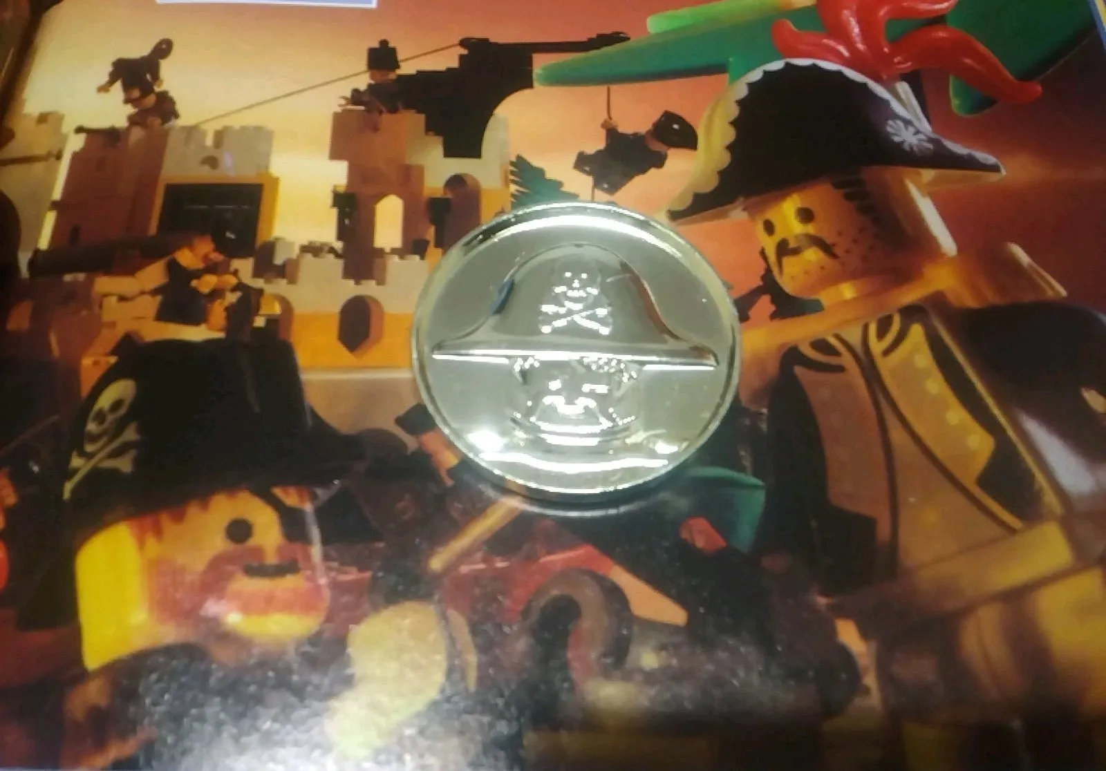 ⭐Lego Pirates 1989 Gold Doubloon Promo Coin⭐