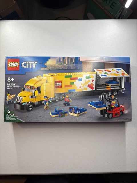 LEGO CITY: Yellow Delivery Truck (60440)