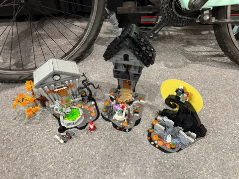 LEGO Nightmare Before Christmas No Manual or Box See Pics