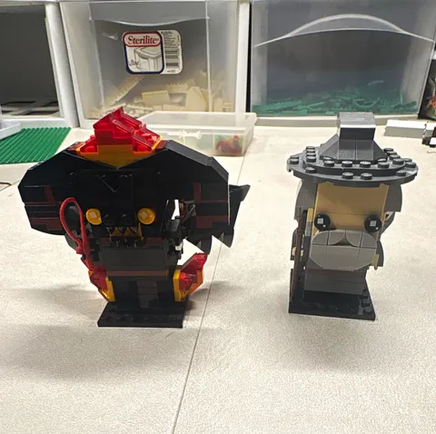 Gandalf and Balrog LEGO BrickHeadz lot lord of the rings retired