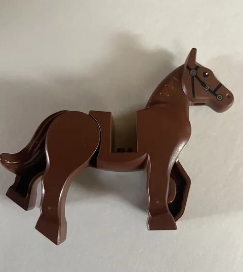 LEGO Redish Brown Horse Movable Legs Black Bridle Long White Blaze 10352c01pb01