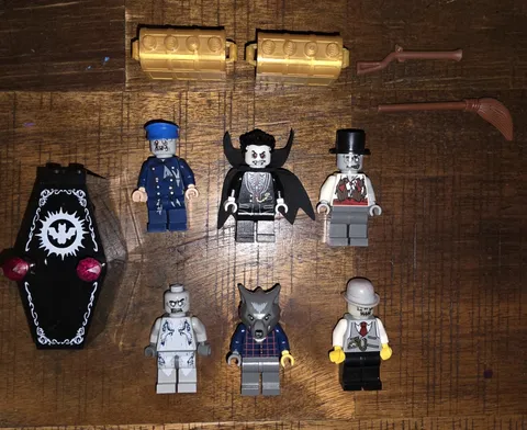 LEGO Monster Fighters Minifigures LOT - Collectibles - Toys - Retro - 