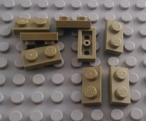 LEGO Lot of 8 Olive Green 1x2 Plate Pieces