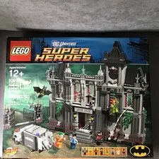 LEGO 10937 DC Comics Super Heroes Batman Arkham Asylum Breakout Exclusive Set 