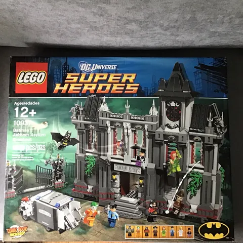LEGO 10937 DC Comics Super Heroes Batman Arkham Asylum Breakout Exclusive Set 
