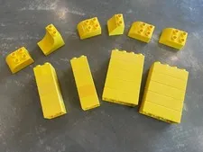 LEGO DUPLO Building Blocks 26pc YELLOW Mixed Size Lot Toy/Gift/STEM