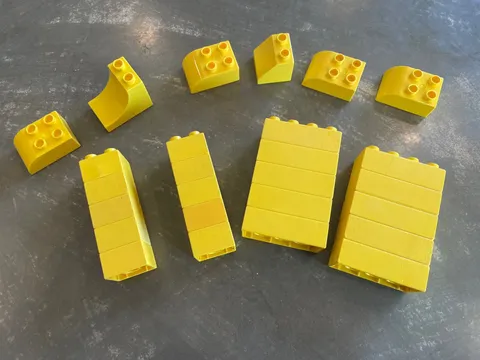 LEGO DUPLO Building Blocks 26pc YELLOW Mixed Size Lot Toy/Gift/STEM