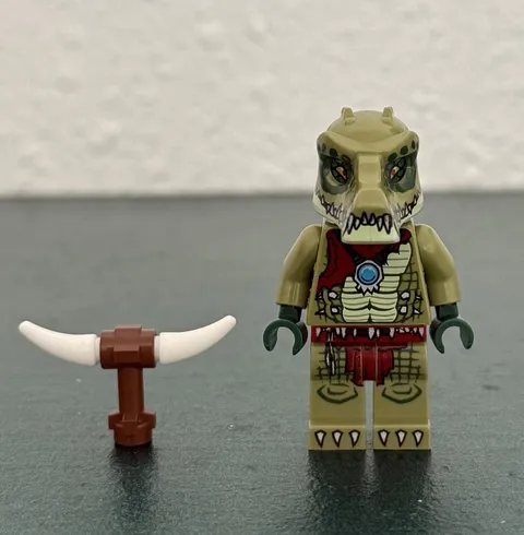 Lego Legends of Chima Official Guide Book Crocodile Crawley Minifigure