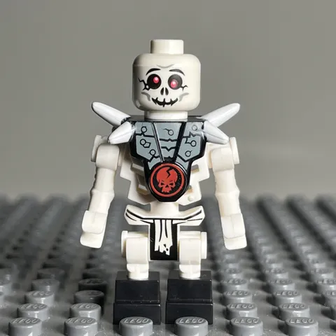 LEGO ® - Ninjago ™ - Set 2115 - Bonezai (Skulkin) Horizontal Grip njo0022 - 2E