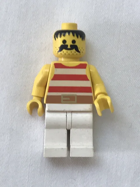 1989 Lego Pirate Minifigure (pi045) Red & White Shirt White Pants Mustache