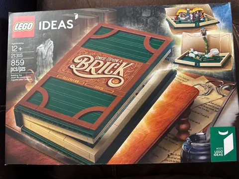 LEGO Ideas 21315 Pop-Up Book. New. Sealed.