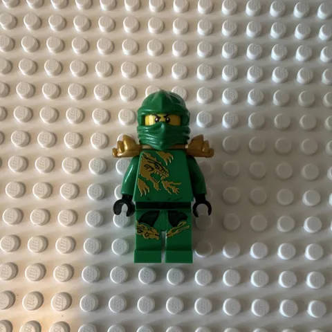 DX Lloyd (No Cracks) LEGO NINJAGO