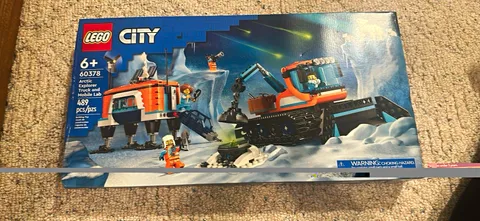 Factory Sealed LEGO City Arctic Explorer Truck & Mobile Lab 60378 489pcs