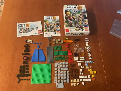 Lego 3865 City Alarm Join The Chase Game 2012 Retired 100% Complete