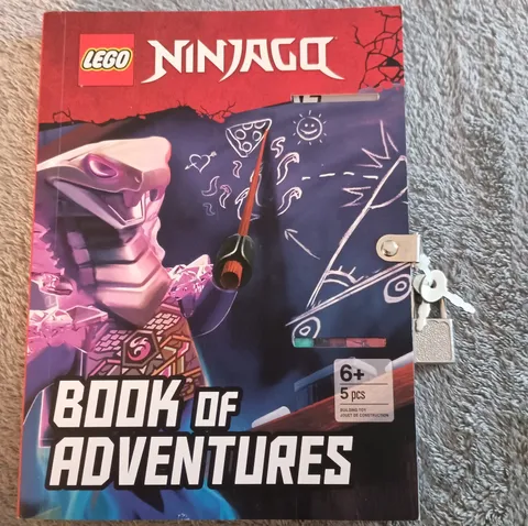 LEGO Ninjago (MISSING MINIFIGURE) Book of Adventures Kids 6+ Journal/Activity 