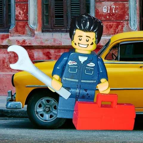 Lego minifigure Auto Mechanic Series 6 complete with wrench and toolbox