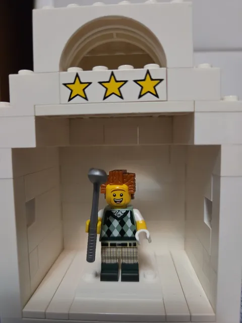 Lego MiniFigure GONE GOLFIN' PRESIDENT BUSINESS  The Lego Movie 2 Series  71023
