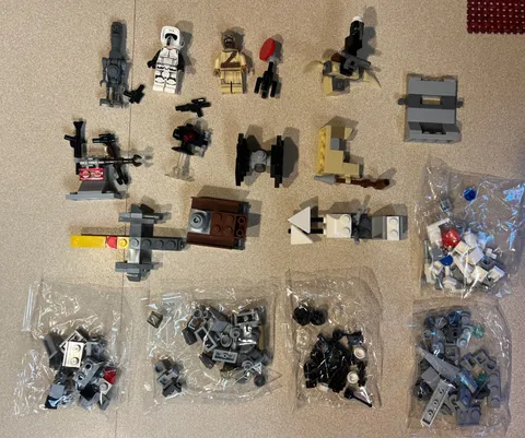 LEGO Star Wars Advent Christmas Parts Lot.