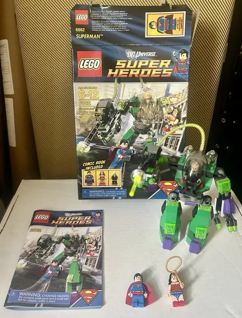 LEGO DC Comics Super Heroes: Superman Vs. Power Armor Lex (6862-2)