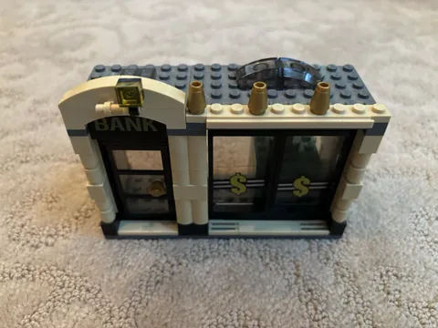 Lego 'DC Universe' Batmobile and Two-Face Chase 6864 build - Bank Only