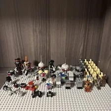 Lego Star Wars 50 Droid Minifigures Lot