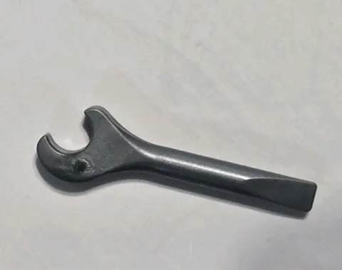 Black LEGO 4006 Minifigure Utensil Tool Spanner Wrench / Screwdriver
