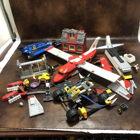 4+ Lb Bulk Lot of Assorted, Loose Mixed LEGO pieces