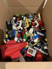 Bulk Legos 10LBS aprox (pieces, bags, mini figures parts)