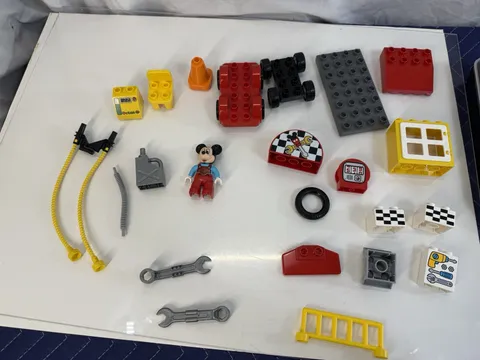 LEGO Duplo DISNEY Mickey Mouse Racer 10843 Incomplete