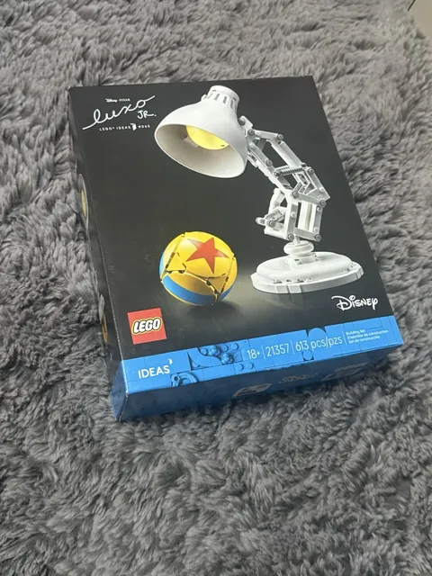 LEGO Disney Pixar Luxo Jr. Lamp