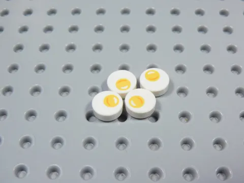 LEGO Lot of 4 White 1x1 Round Printed Egg Tiles Plates Food Minifig BT