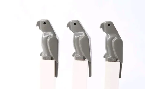 LEGO Minifigure Lot Of 3 GRAY PARROT BIRD ANIMAL PET Part # 2546 VINTAGE LEGOS