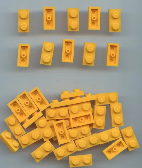 LEGO x 40 Bright Light Orange Plate 1 x 2 3023