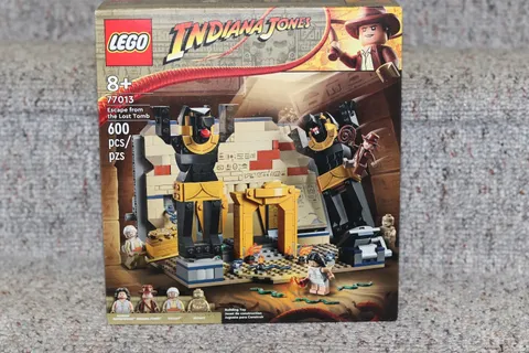 LEGO Indiana Jones: Escape from the Lost Tomb (77013) New And Sealed!!!