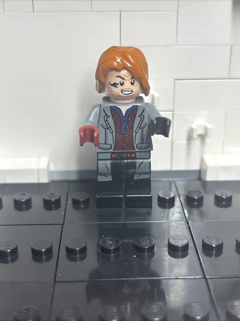 Lego Rain Delacourt Minifigure Jurassic World 76946