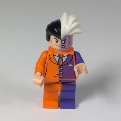 LEGO DC Super Heroes Two-Face Minifigure Orange & Purple Suit Split 2012