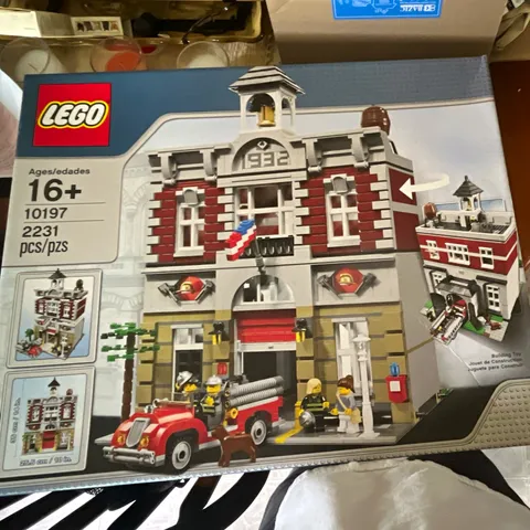 LEGO Fire Brigade 10197 Modular Buildings Collection 2231 pcs 16+ Box