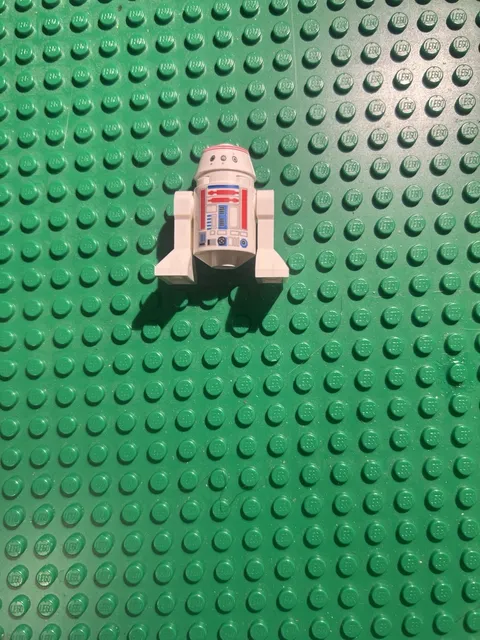 Lego Sw0373 R5-D4 Minifigure 
