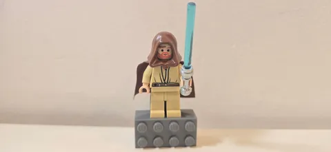 2009 Lego Magnet Set - Obi-Wan Kenobi Young Gold Headset sw0234 Minifig Complete