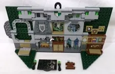Lego Harry Potter 76417 Slytherin House Banner Set Incomplete