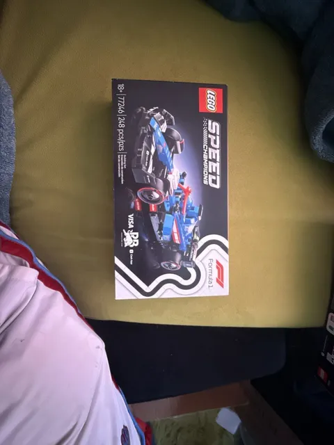 LEGO Speed Champions Visa Cash App RB VCARB 01 F1 Race Car Model Kit 77246 : ,