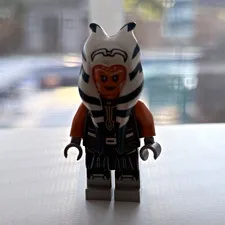 LEGO Ahsoka Tano Minifigure Star Wars White & Blue Striped Headpiece