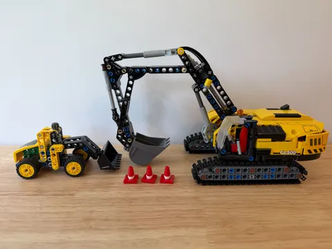 Lego Technic Volvo Wheel Loader 30433 + Heavy Duty Excavator 42121 Incomplete